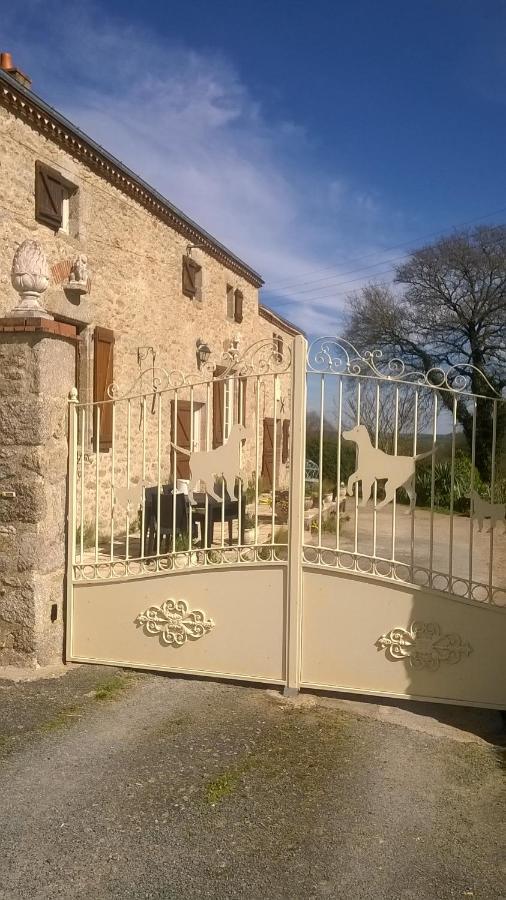Au Coeur De La Nature Saint-Malo-du-Bois Екстериор снимка