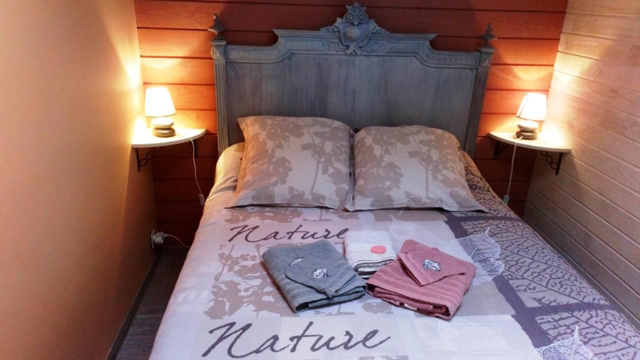 Au Coeur De La Nature Saint-Malo-du-Bois Екстериор снимка